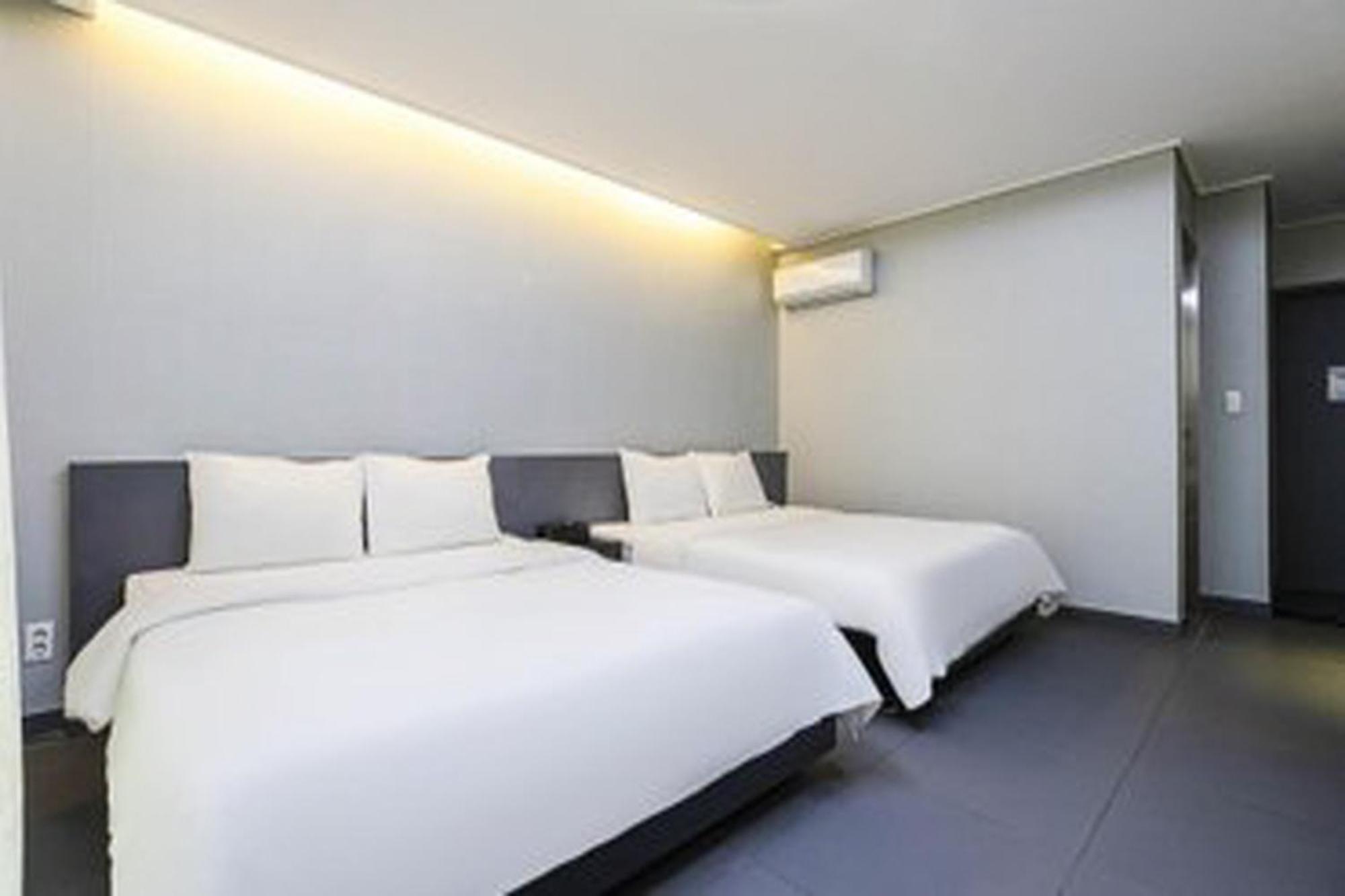 G Tourist Hotel Wolmido Incshon Kültér fotó