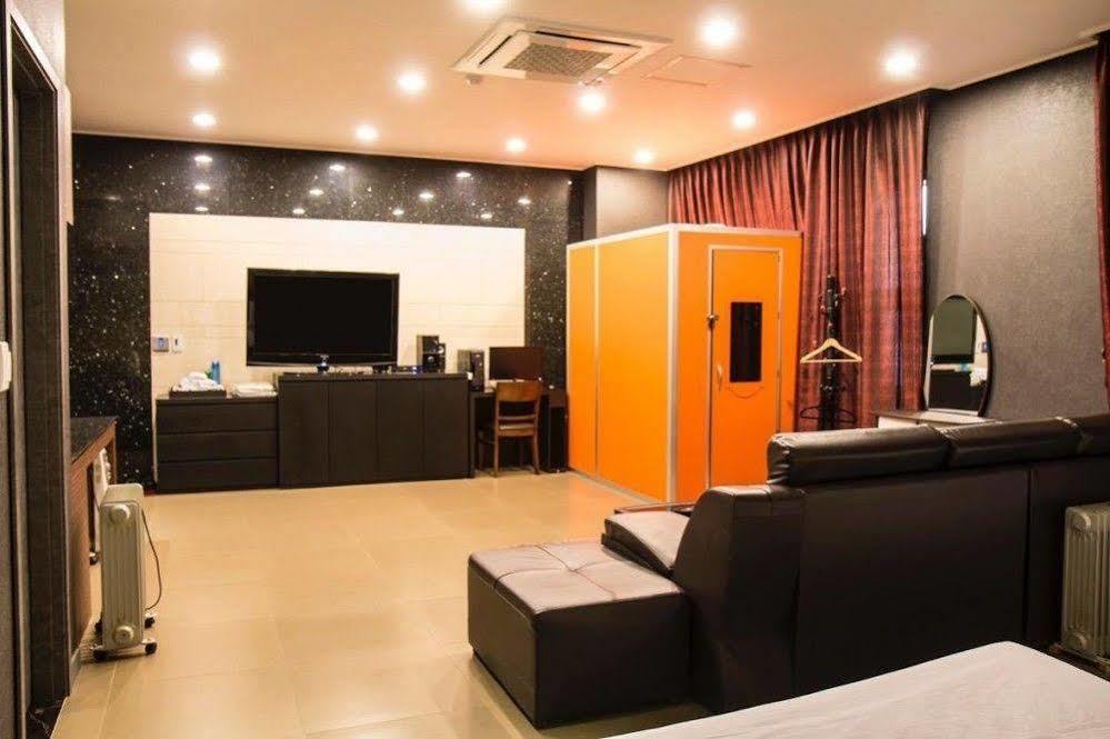 G Tourist Hotel Wolmido Incshon Kültér fotó