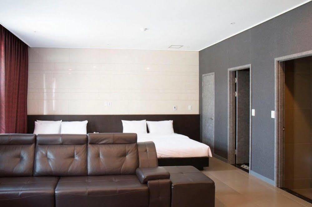 G Tourist Hotel Wolmido Incshon Kültér fotó